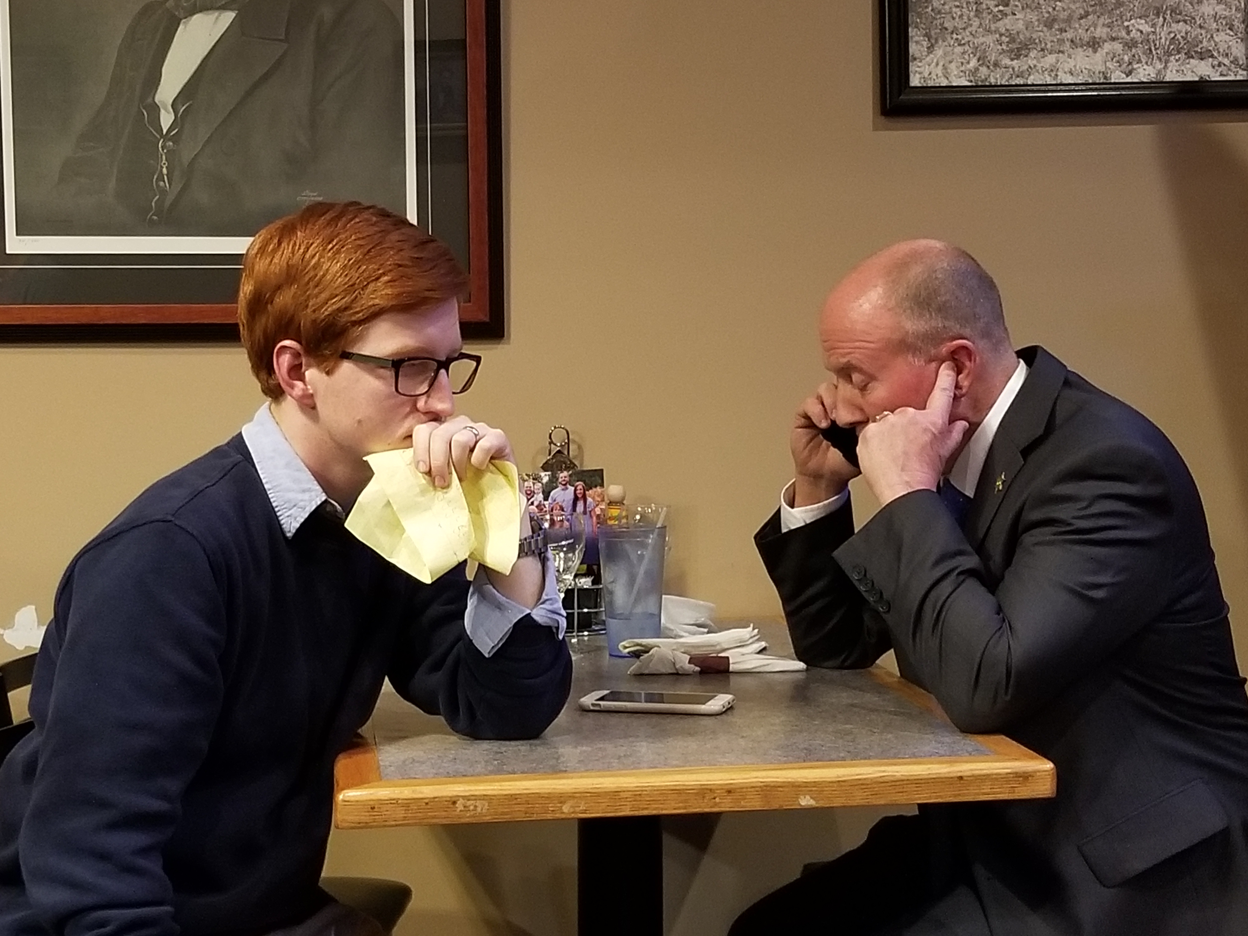 barton-lorimor-listens-to-sheriff-interview